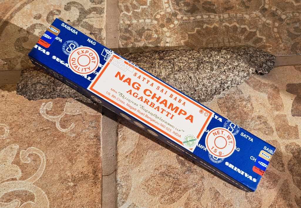 nag-champa-blau.jpg